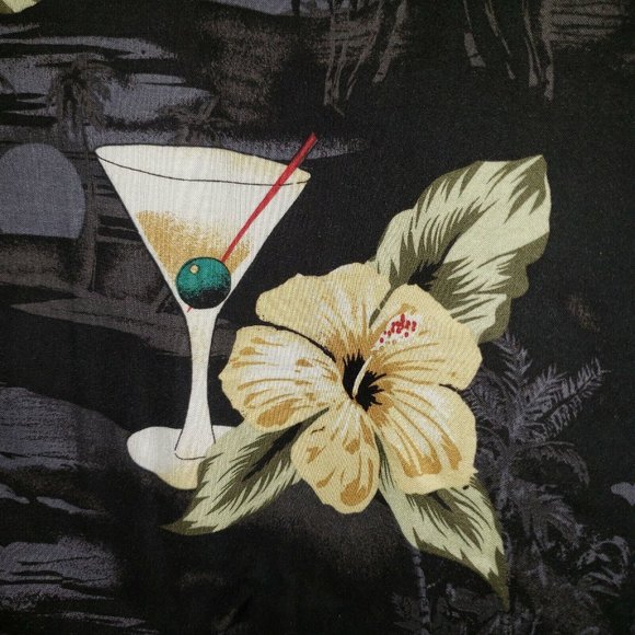 Falls Creek Button Up Hawaiian Shirt Martini Cocktail Drink Volcano Floral Flowy - Picture 5 of 8